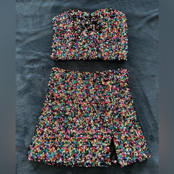 NanaMacs Sequin Crop Top and Mini skirt Set - Picture 3 of 10